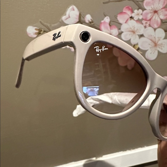 Ray-Ban Cream Cat-Eye Sunglasses - Picture 5 of 7